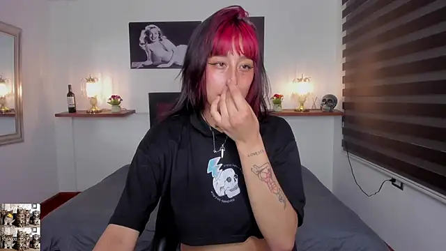 Mariana Joness online show from February 4, 2025, 2:17 am