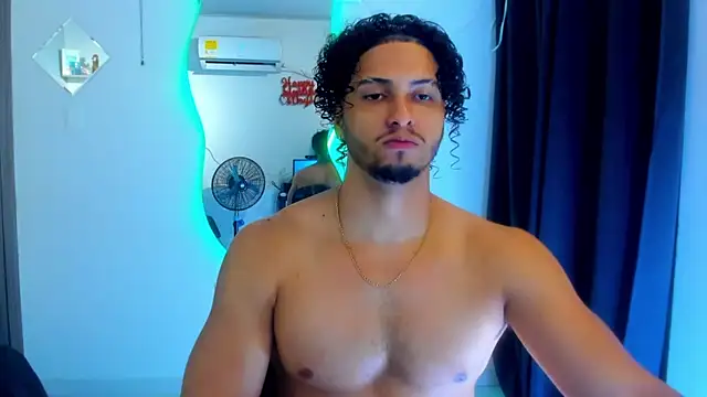 Snapshot of Kris_Khalifa69 chatting on May 10, 2026, 1:00 am Kris Khalifa69 online show from May 10, 2026, 1:00 am