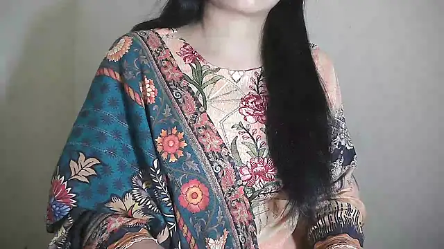 Chanchal--Navya online show from February 6, 2025, 1:43 pm