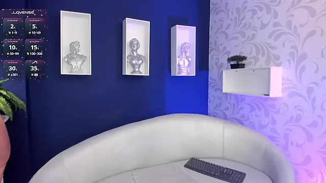 Amaraa Lewis online show from March 22, 2025, 12:14 pm