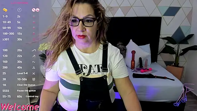 gisela27 online show from January 24, 2025, 12:31 pm