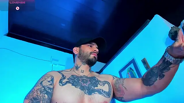 CamiloGray  online show from January 13, 2025, 8:26 pm