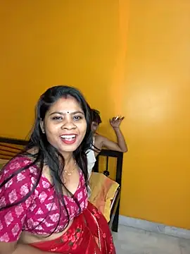 wow-wow-sexy online show from September 21, 2025, 6:09 pm