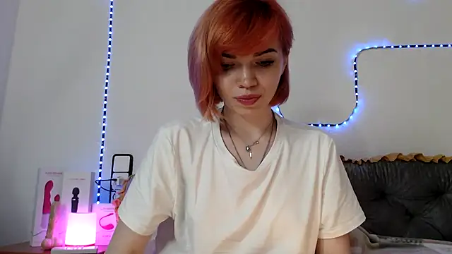 Snapshot of olivka-flower chatting on July 16, 2026, 8:04 pm olivka-flower online show from July 16, 2026, 8:04 pm