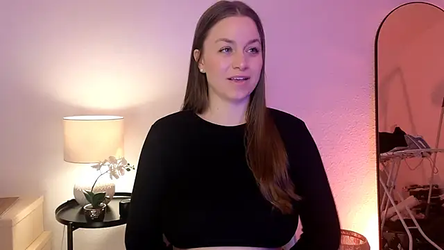 MilaFleur online show from February 15, 2025, 9:05 am