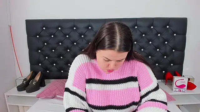 EvaLick online show from January 9, 2025, 9:37 am