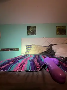 Lowerbottomboi online show from February 8, 2026, 5:33 am