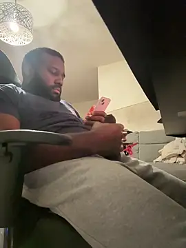 waakenda online show from November 7, 2025, 7:03 pm