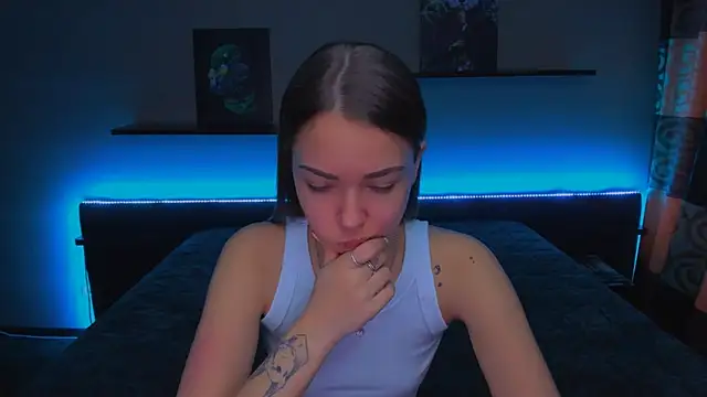 AlexaBarkley online show from February 7, 2025, 3:12 am