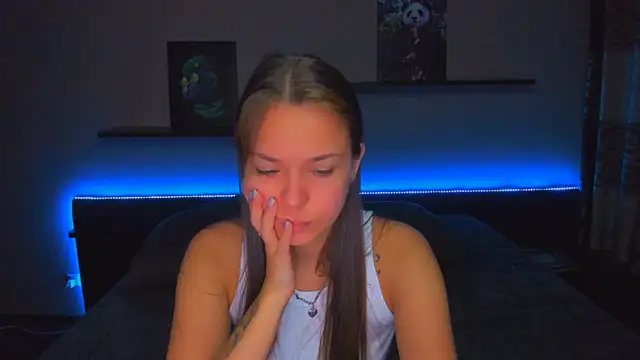 AlexaBarkley online show from December 22, 2025, 12:18 am