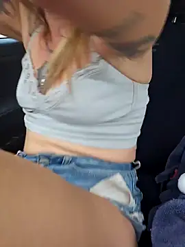 Snapshot of SheIsSomething chatting on February 8, 2025, 12:17 am SheIsSomething online show from February 8, 2025, 12:17 am