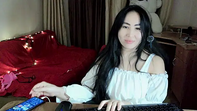 Snapshot of AsianQueens chatting on February 16, 2025, 8:00 pm AsianQueens online show from February 16, 2025, 8:00 pm