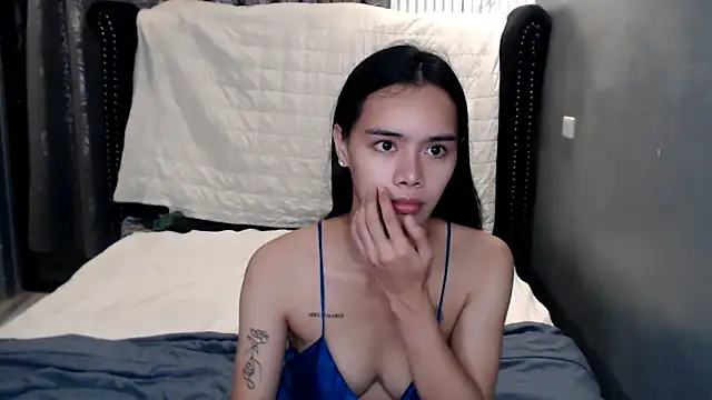 shecutie69 online show from November 12, 2025, 8:19 pm