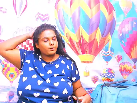 Indianfairy99 online show from January 17, 2025, 6:44 pm