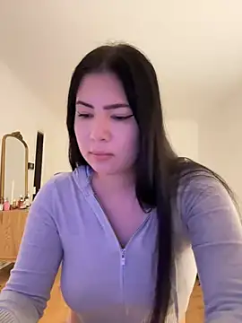 clairewntr online show from January 19, 2025, 7:26 pm