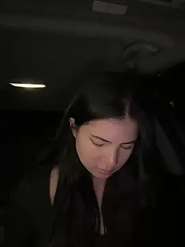 clairewntr online show from March 4, 2025, 9:43 pm