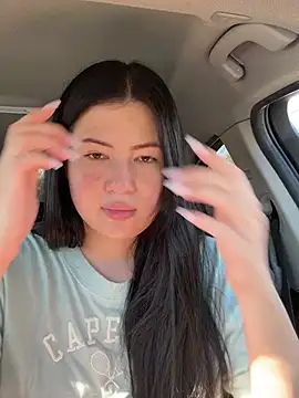 clairewntr online show from March 5, 2025, 10:33 am