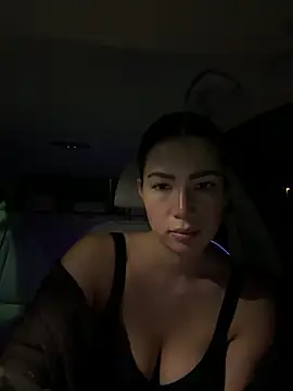 clairewntr online show from December 22, 2025, 8:50 pm