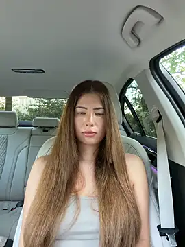Snapshot of clairewntr chatting on June 18, 2026, 6:45 pm clairewntr online show from June 18, 2026, 6:45 pm