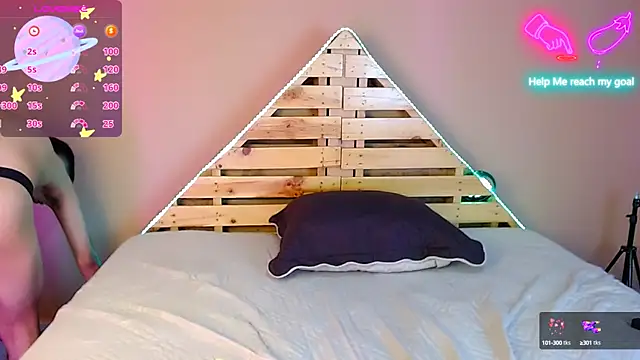 sexxgods online show from February 12, 2025, 11:20 pm