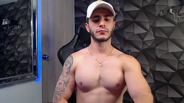 Latino stud4u online show from November 5, 2025, 10:43 pm