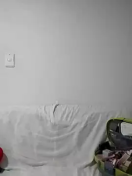 aisha latina online show from December 20, 2024, 6:13 pm