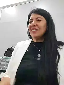 aisha latina online show from January 31, 2025, 3:00 pm