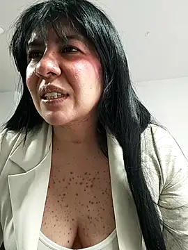 Snapshot of aisha_latina chatting on July 22, 2026, 12:52 pm aisha latina online show from July 22, 2026, 12:52 pm