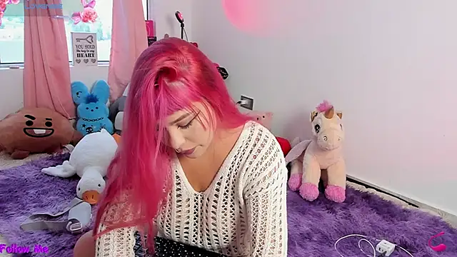 SophieRossi online show from March 29, 2026, 5:57 pm