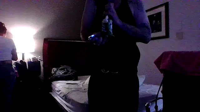 Snapshot of CAMINCHANCE chatting on April 7, 2026, 12:33 am CAMINCHANCE online show from April 7, 2026, 12:33 am