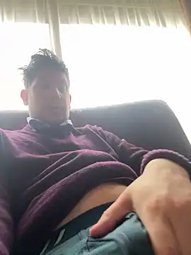 Taxidriver1988 online show from January 23, 2025, 9:50 am