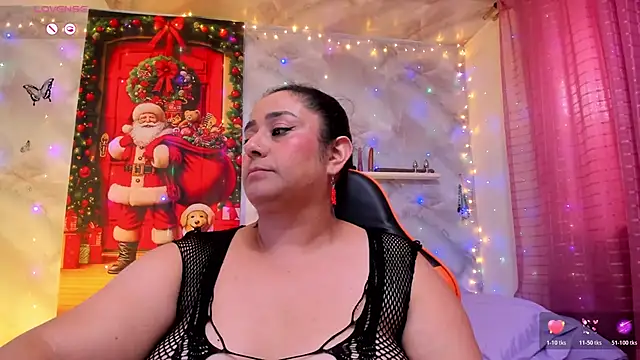 agathaxxx-69 online show from November 29, 2025, 8:12 pm