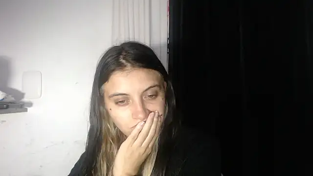 mariecam420 online show from February 21, 2025, 2:17 am