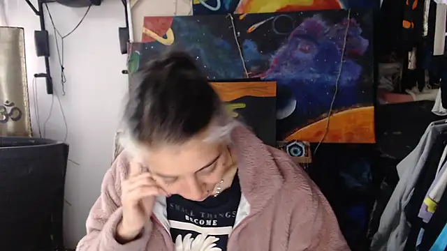 mariecam420 online show from March 14, 2025, 4:51 pm