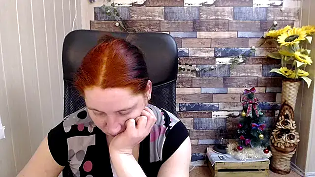 JosieJun  online show from December 6, 2024, 8:18 pm