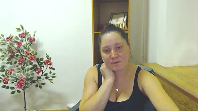 JosieJun  online show from October 21, 2025, 5:13 pm