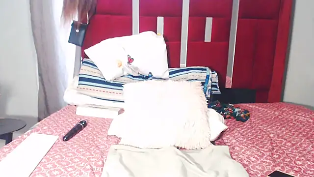 HoneyDropsX online show from January 30, 2025, 8:54 am