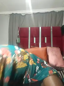 HoneyDropsX online show from March 18, 2025, 10:48 pm