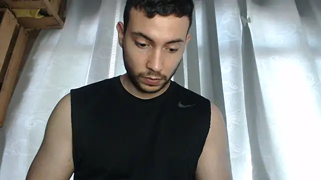 Armando 2002 online show from February 27, 2025, 4:53 pm