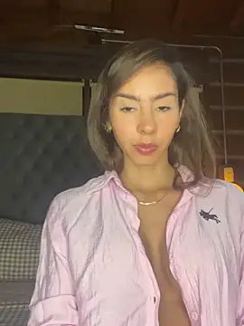 RouseColins online show from February 2, 2025, 11:32 pm