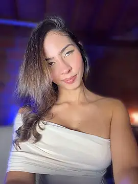 RouseColins online show from April 18, 2026, 12:14 am