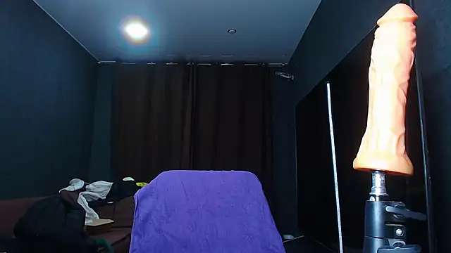 muscularjohnforuX online show from March 15, 2025, 6:43 pm