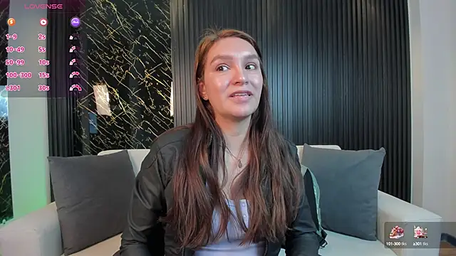 miataylorr1 online show from December 16, 2024, 1:32 pm