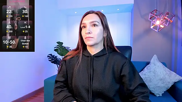 miataylorr1 online show from April 6, 2026, 11:33 am