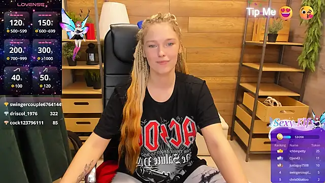 Snapshot of _fiona_Love chatting on January 21, 2025, 10:30 pm fiona Love online show from January 21, 2025, 10:30 pm