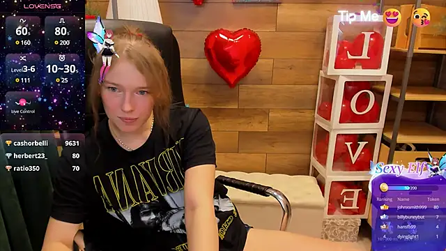 Snapshot of _fiona_Love chatting on March 11, 2025, 4:21 am fiona Love online show from March 11, 2025, 4:21 am