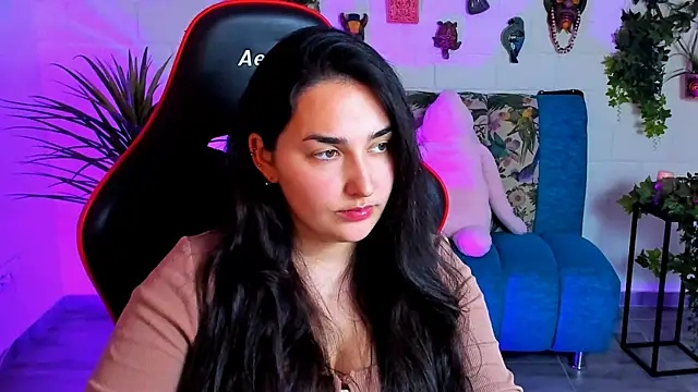 CeceliaJohnson online show from March 12, 2025, 2:12 pm