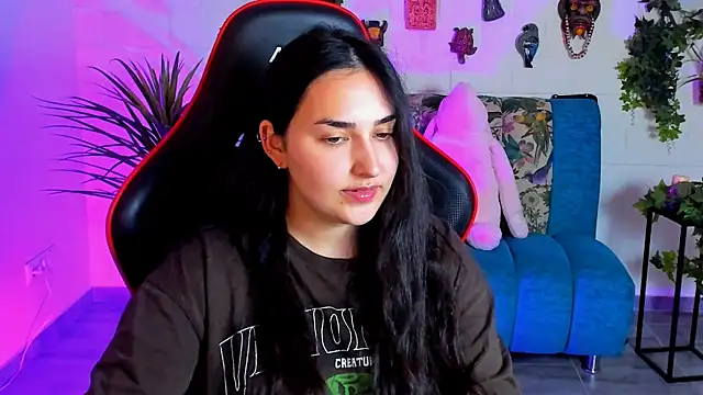 CeceliaJohnson online show from March 18, 2025, 2:15 pm