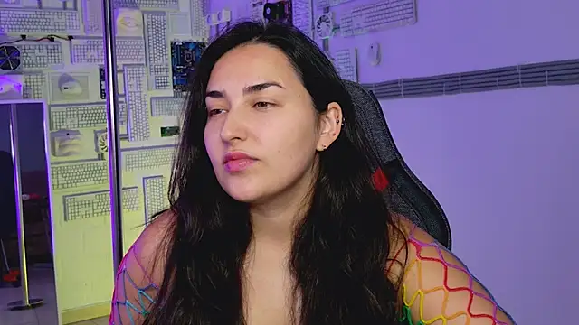 CeceliaJohnson online show from September 18, 2025, 8:05 am