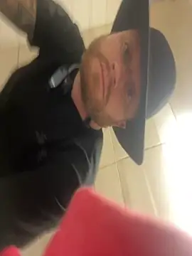 Mackwood89 online show from October 27, 2025, 9:13 am